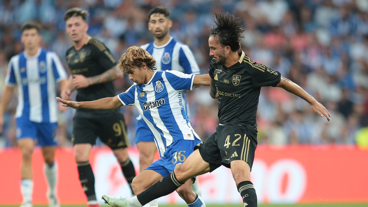 金年会官方登录-关于葡超赛程吃紧；新疆广汇国际比赛日单刀错失；球迷炸锅；细节决定成败的信息