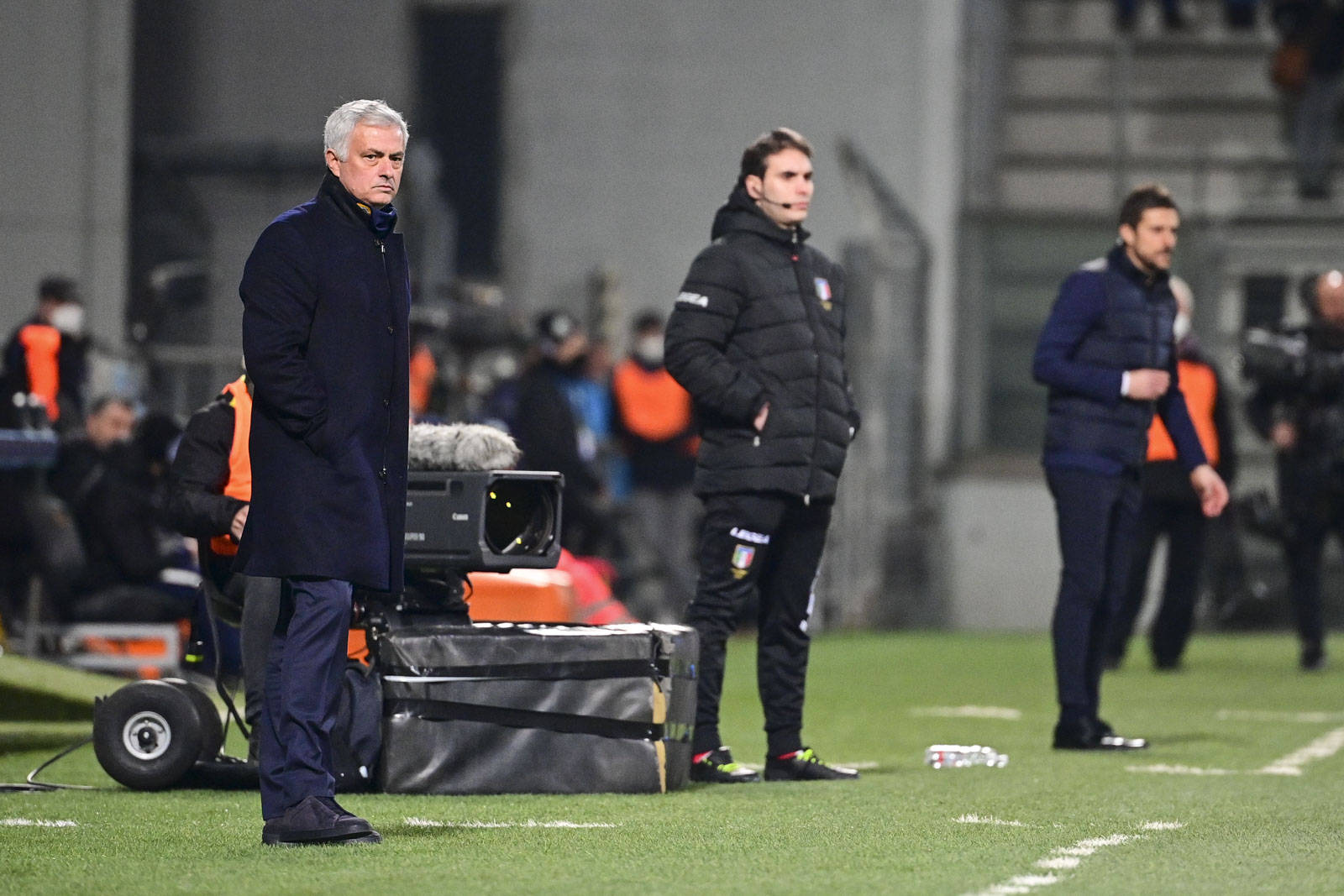 金年会中文官网-意大利杯今晨走向成谜，里尔绝杀压哨，话题不断，身体对抗强度拉满的简单介绍