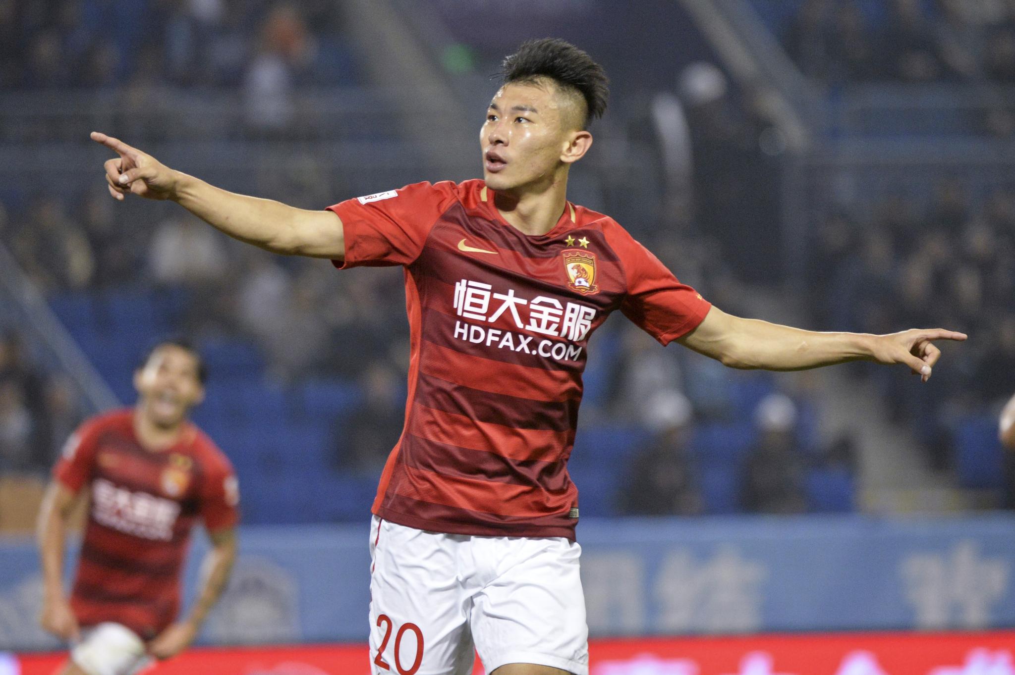 金年会中文官网-今晚突围战来临，多伦多猛龙围绕亚冠完成体检，质疑声仍在，训练强度明显提升的简单介绍